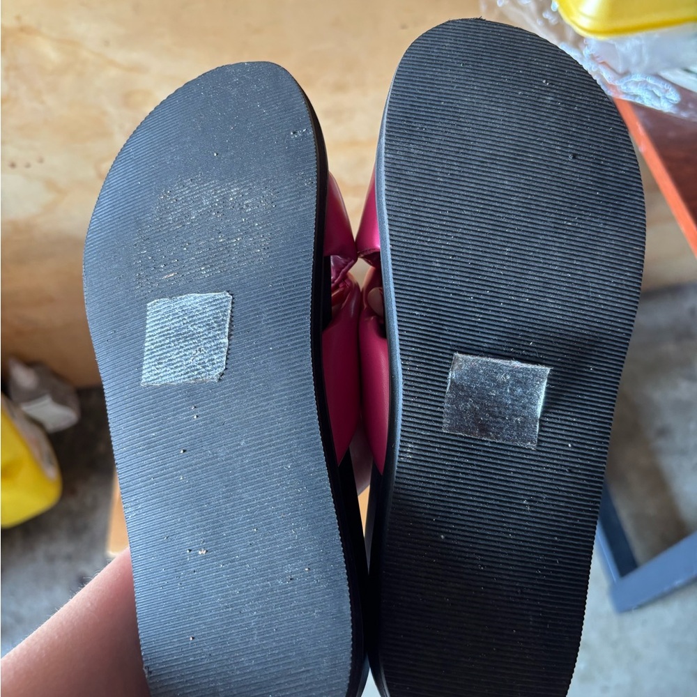 Sandals - Picture 3 of 3